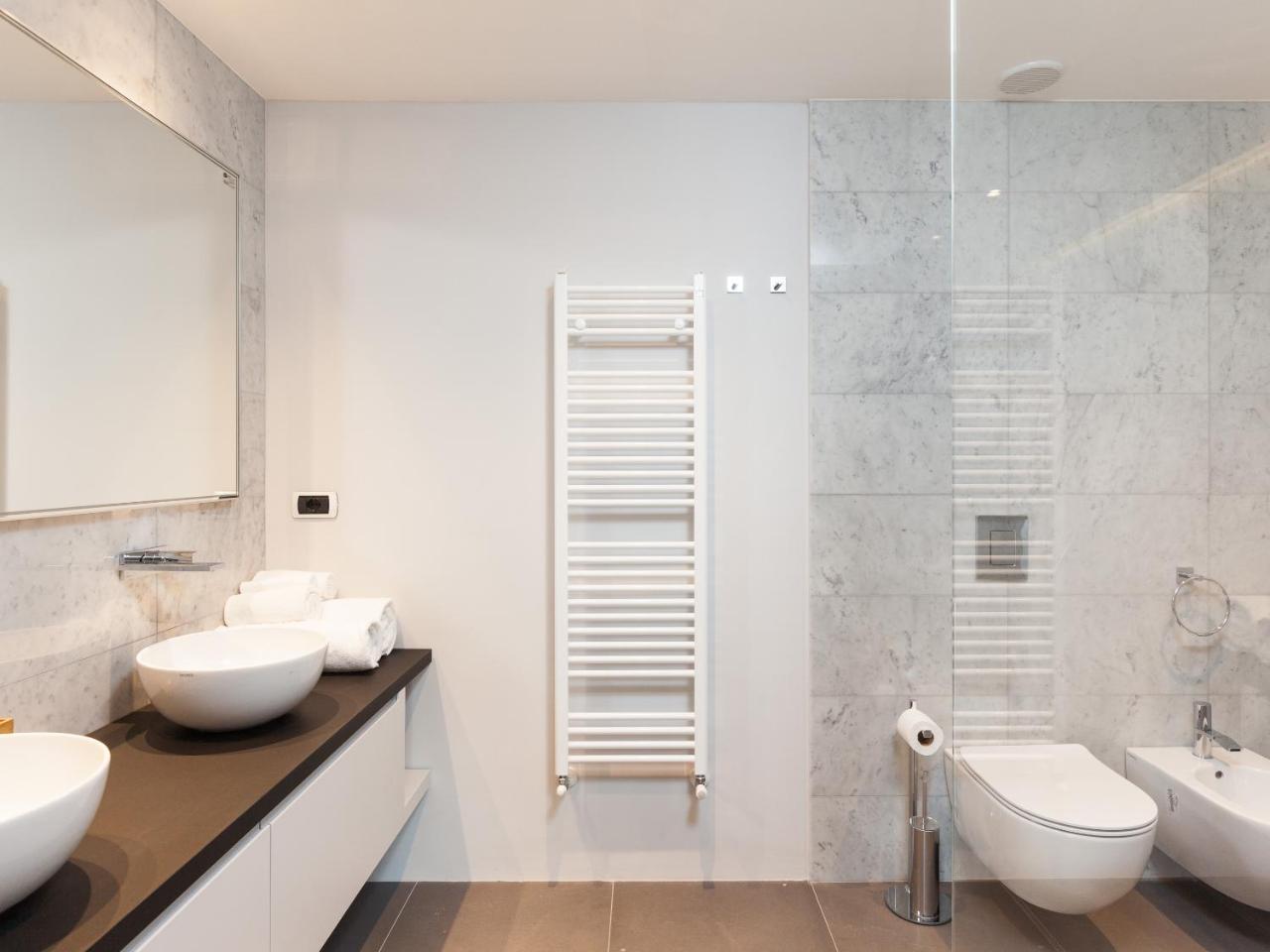Easyhomes-Duomo Suites & Apartments 밀라노 외부 사진