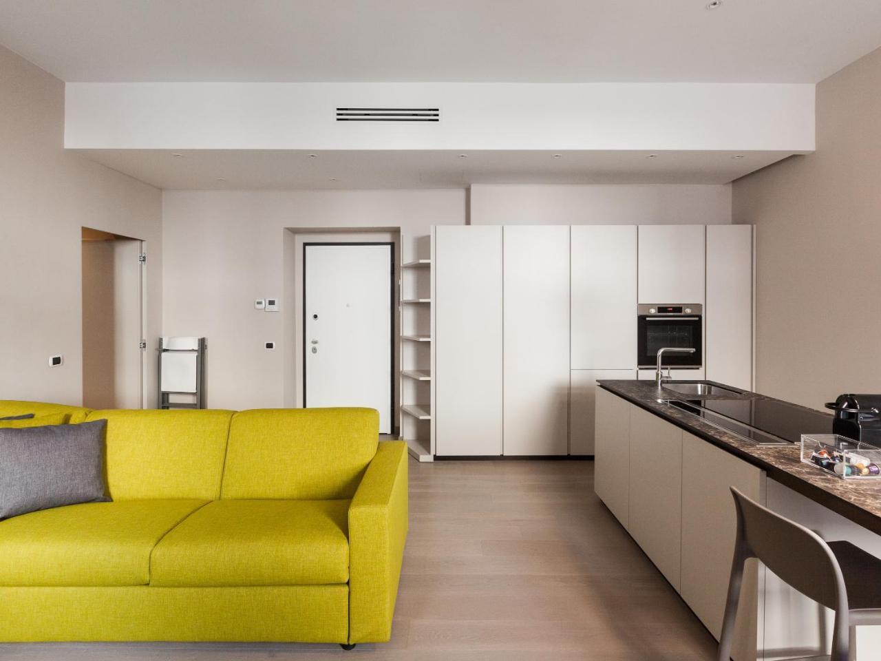 Easyhomes-Duomo Suites & Apartments 밀라노 외부 사진