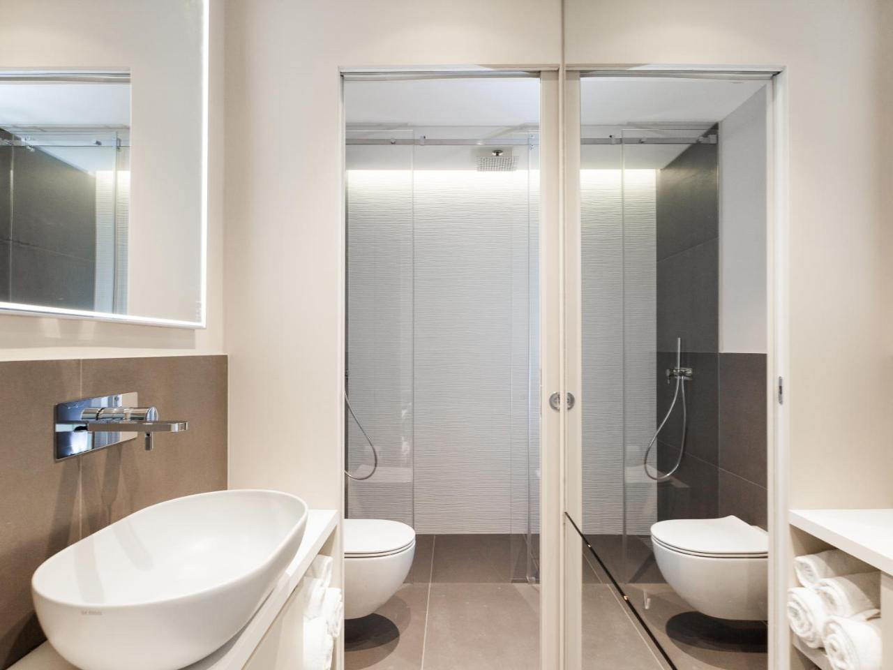 Easyhomes-Duomo Suites & Apartments 밀라노 외부 사진