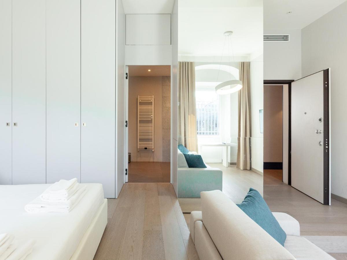 Easyhomes-Duomo Suites & Apartments 밀라노 외부 사진